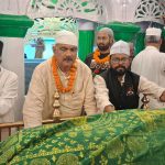 रिसालदार शाह बाबा के सालाना उर्स में शामिल हुए आलोक कुमार दूबे, चादरपोशी कर राज्य की खुशहाली की दुआ की