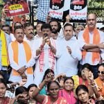 जमशेदपुर में भाजपा का हल्ला बोल, छात्रों पर दर्ज झूठे केस वापस लो :अभय सिंह.